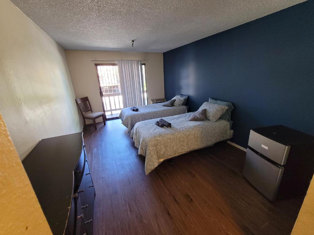 (A04) Simple Budget Private Studio Unit